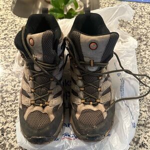 Men’s Merrell Moab 2 Hiking Boots